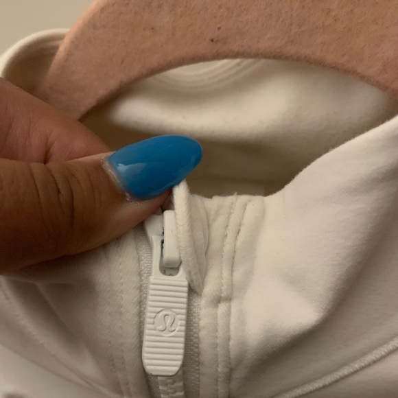 White Lululemon athletic jacket - Picture 6 of 9